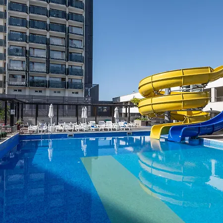 Bourgas 4* Sluneční pobřeží