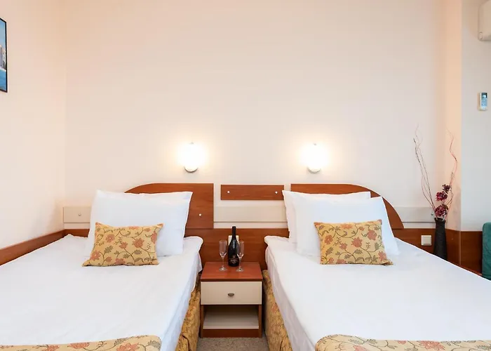 Хотел бургас бийч