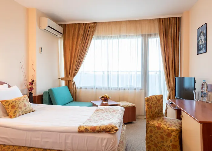 бургас бийч 4*